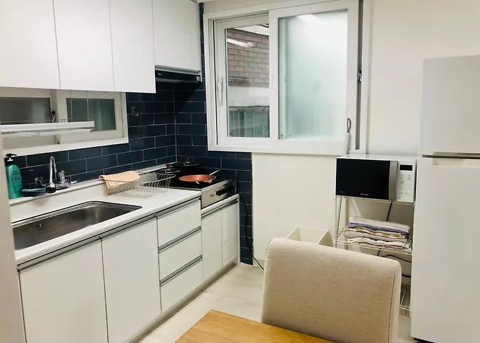 3br Entire 서울역 15 Mins By Walk * Seoul